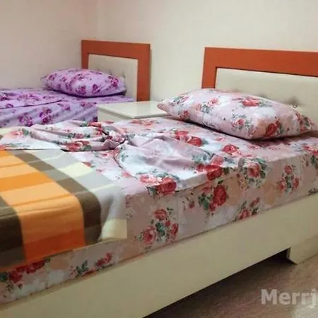 Kompleksi Ariz Apartamento Pogradec